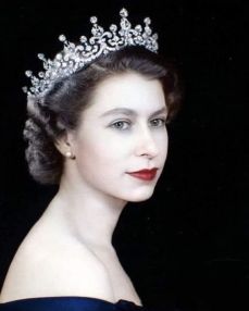 Queen Elizabeth II colour 1953 coronation portrait